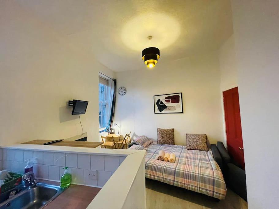 City Studio Flat West Toll Cross Эдинбург Экстерьер фото